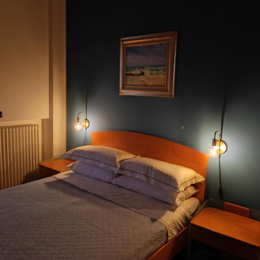 Tramonto In Baia Apartment Песаро Екстериор снимка