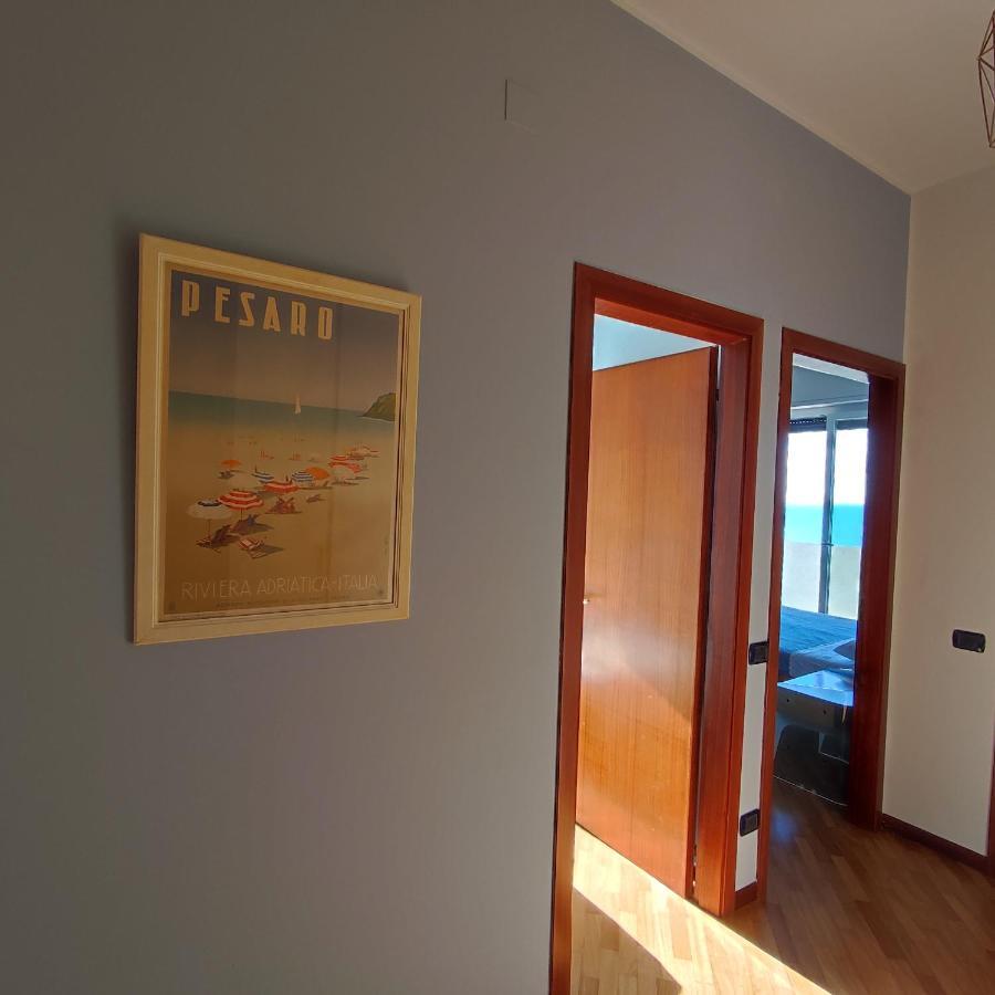 Tramonto In Baia Apartment Песаро Екстериор снимка